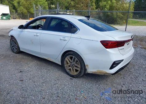 2021 Kia Forte Ex z USA, uszkodzony, nr VIN 3KPF54ADXME403484